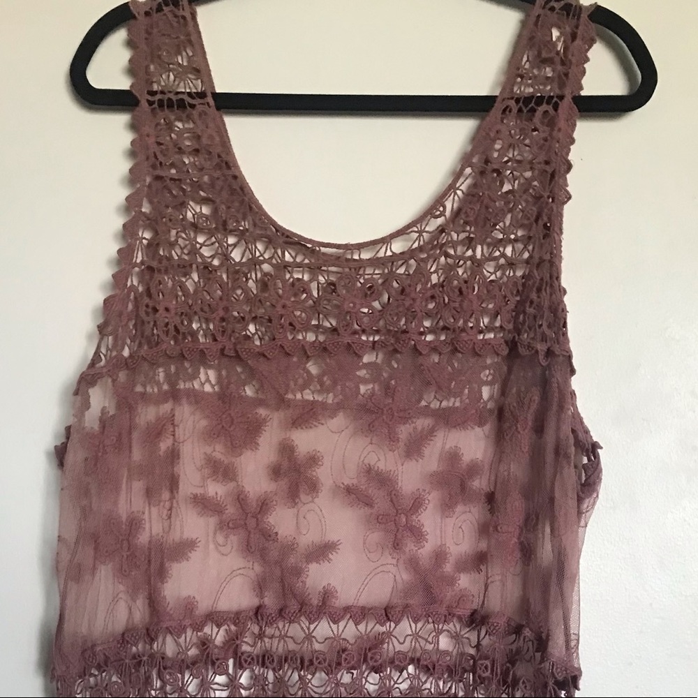Gorgeous dusty rose lace cover dress, size 16